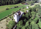 Blick auf die Ruine Niederhaus von Nord-Ost